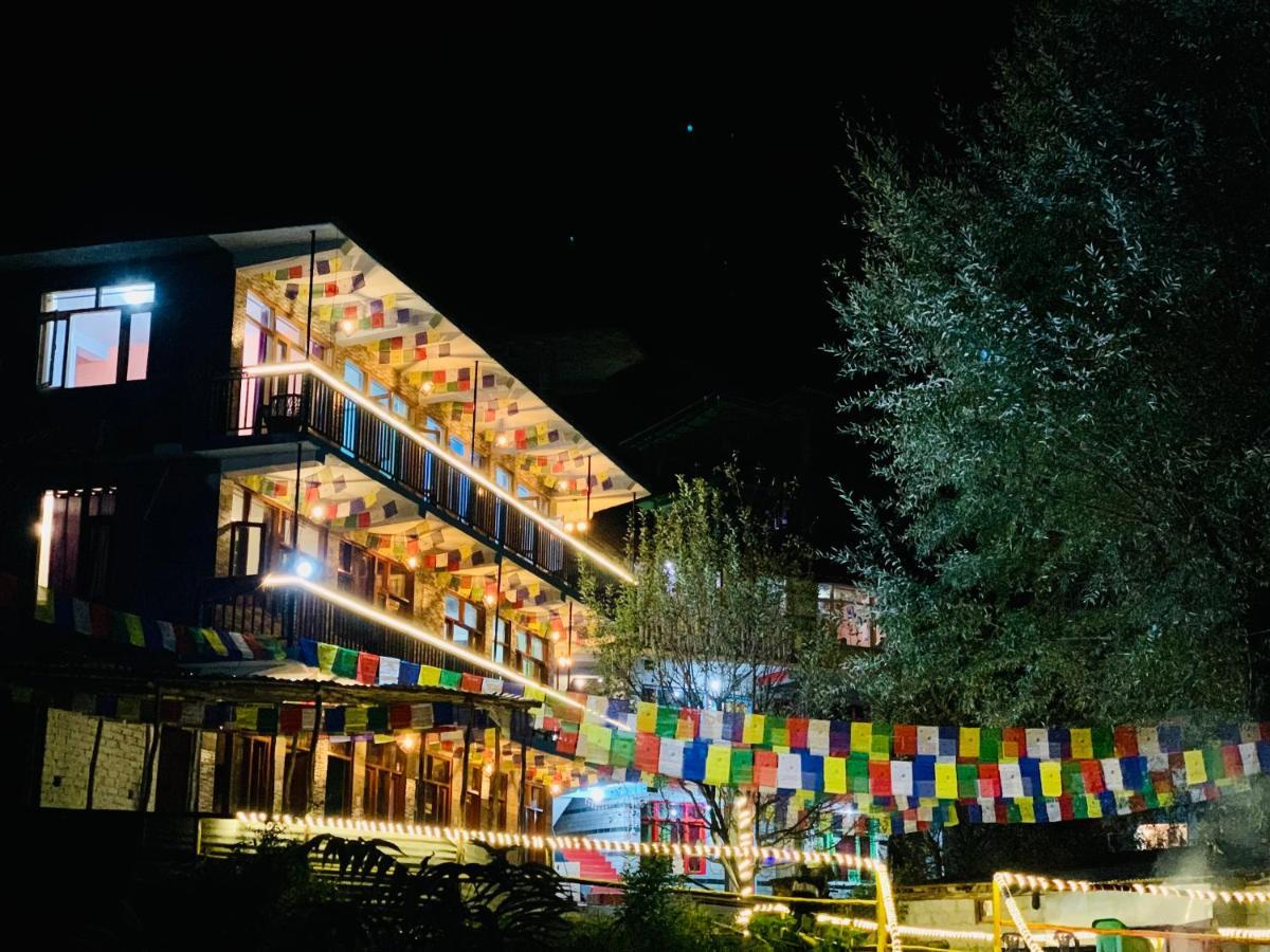 Hostel 360 Degree Manāli Buitenkant foto