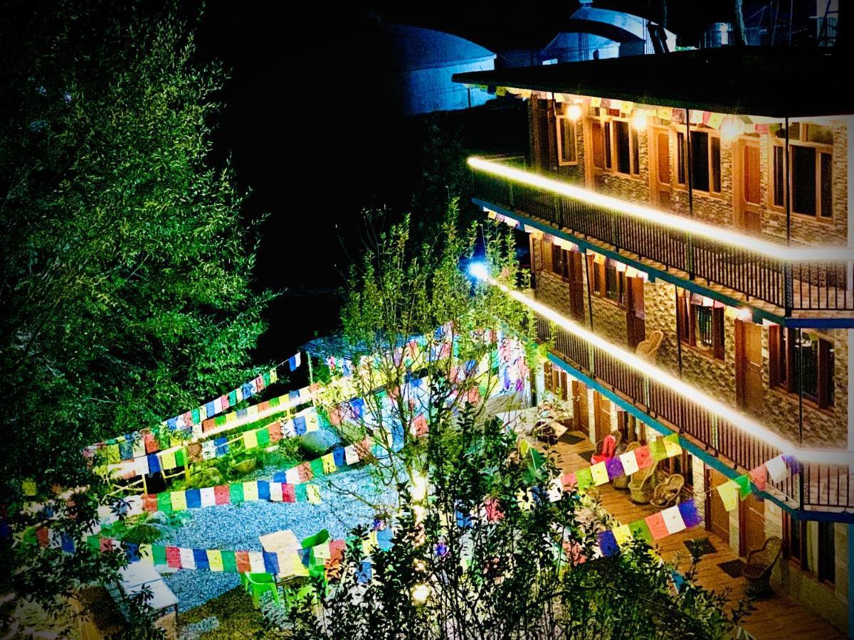 Hostel 360 Degree Manāli Buitenkant foto