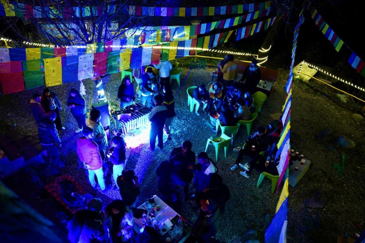 Hostel 360 Degree Manāli Buitenkant foto