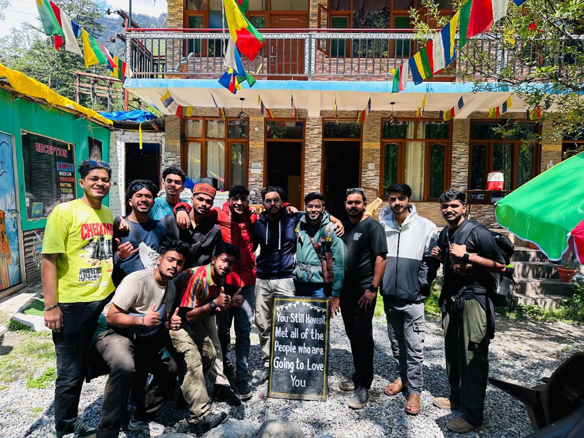 Hostel 360 Degree Manāli Buitenkant foto