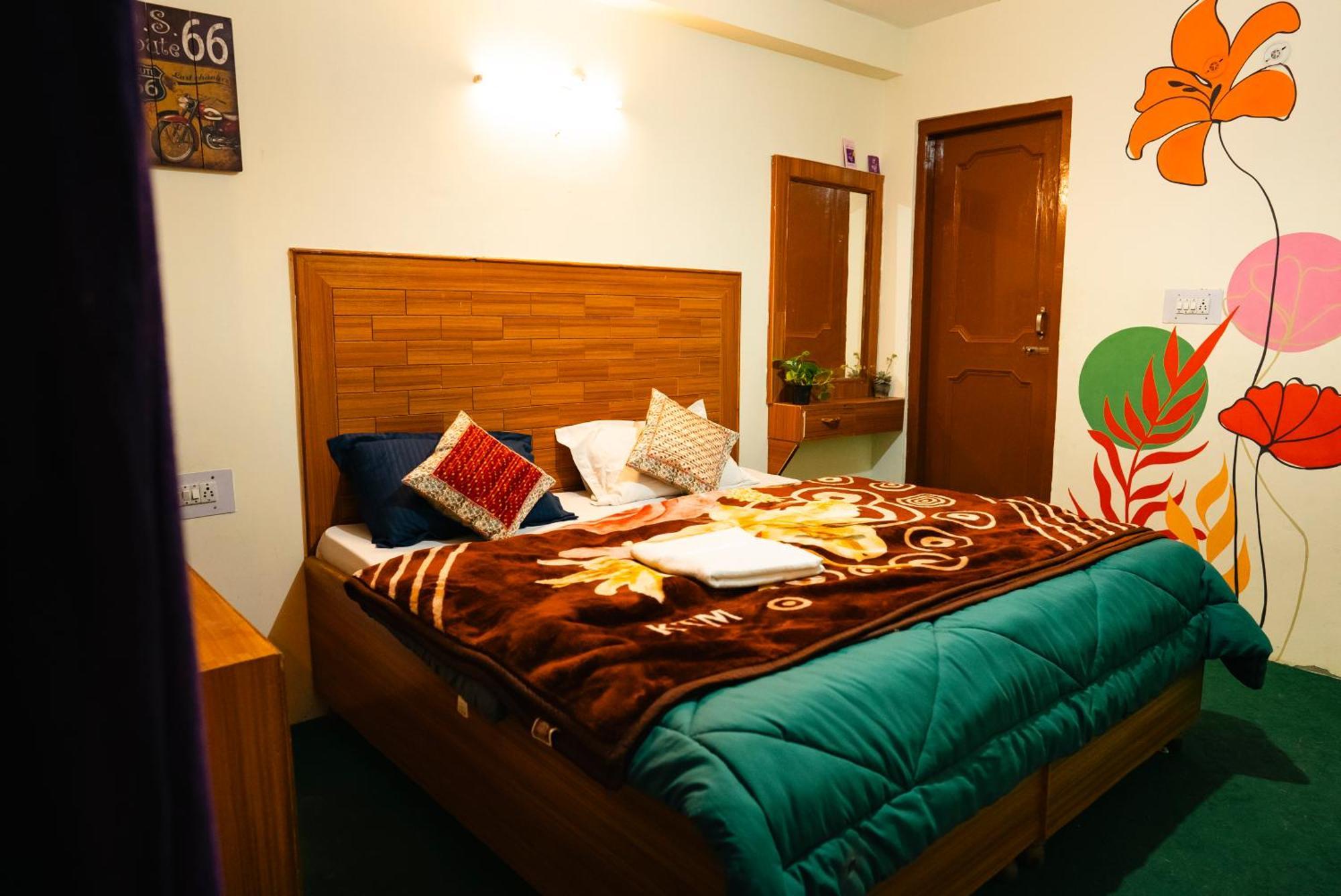 Hostel 360 Degree Manāli Buitenkant foto